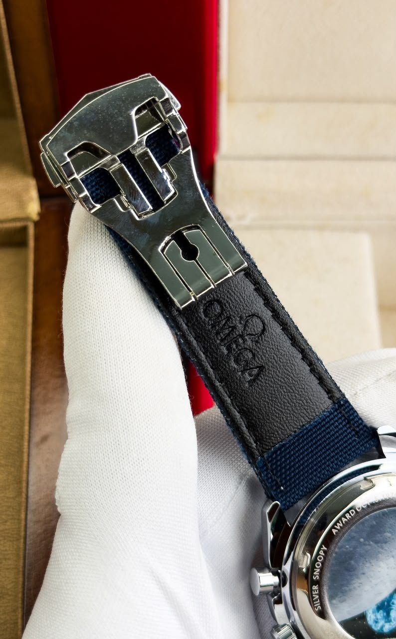 Omega Speedmaster Anniversary Series Blue Strap - Image 4